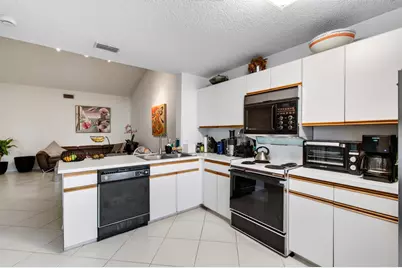 6737 Via Regina, Boca Raton, FL 33433 - Photo 5