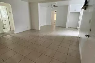 2410 Garfield St, Hollywood, FL 33020 - Photo 3