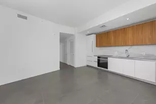 1400 Biscayne Blvd, Miami, FL 33132 - Photo 11