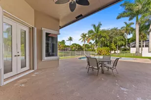 11987 NW 9th St, Coral Springs, FL 33071 - Photo 9