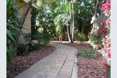 1009 NE 23rd Drive #2, Wilton Manors, FL 33305 - Photo 9