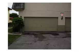 8840 NW 30th St, Coral Springs, FL 33065 - Photo 3
