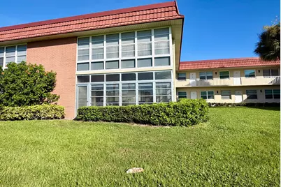 94 Spring Lake Drive, Vero Beach, FL 32962 - Photo 3