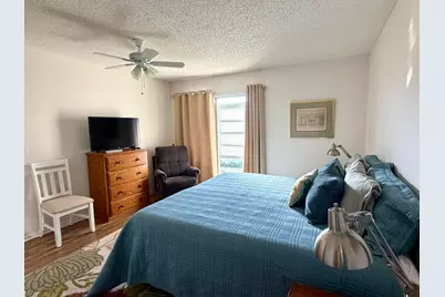 94 Spring Lake Drive, Vero Beach, FL 32962 - Photo 13