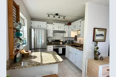 94 Spring Lake Drive, Vero Beach, FL 32962 - Photo 9