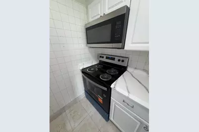 1758 Abbey Road #102, West Palm Beach, FL 33415 - Photo 5