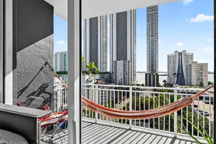 2275 Biscayne Blvd, Miami, FL 33137 - Photo 19
