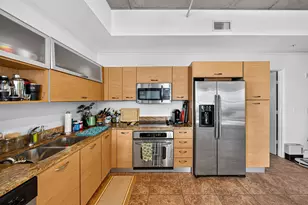 2275 Biscayne Blvd, Miami, FL 33137 - Photo 9