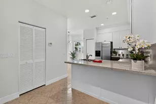290 NE 5th Ave, Delray Beach, FL 33483 - Photo 3