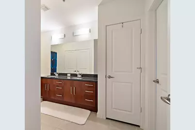 300 S Australian Avenue #811, West Palm Beach, FL 33401 - Photo 5
