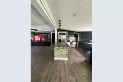 6205 Fullenkamp Drive, Plant City, FL 33565 - Photo 7