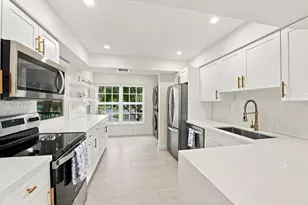 2121 S Ocean Blvd, Lauderdale by the Sea, FL 33062 - Photo 7