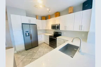 791 NW 42nd Place, Deerfield Beach, FL 33064 - Photo 7