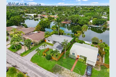 1717 NE 20th Avenue, Fort Lauderdale, FL 33305 - Photo 3