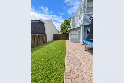 22245 SW 100th Avenue, Cutler Bay, FL 33190 - Photo 17