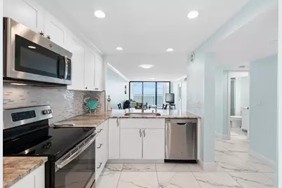 10102 S Ocean Drive #705A, Jensen Beach, FL 34957 - Photo 7