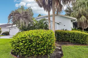 141 Lexington Dr, Royal Palm Beach, FL 33411 - Photo 3