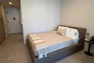 121 NE 5th St, Miami, FL 33132 - Photo 59