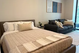121 NE 5th St, Miami, FL 33132 - Photo 13