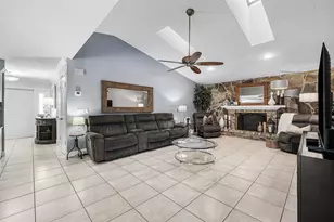 10975 NW 19th St, Coral Springs, FL 33071 - Photo 9