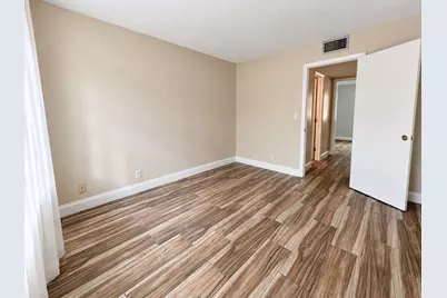 7385 W Sunrise Boulevard, Plantation, FL 33313 - Photo 5