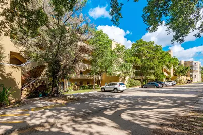 4111 Stirling Road #308, Hollywood, FL 33021 - Photo 3