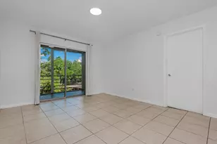4111 Stirling Rd, Hollywood, FL 33021 - Photo 7