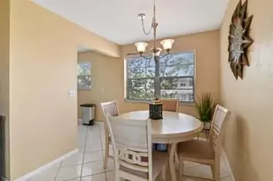 133 Somerset G, West Palm Beach, FL 33417 - Photo 19