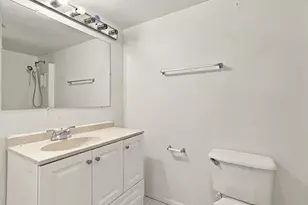 4221 NW 19th St, Lauderhill, FL 33313 - Photo 19