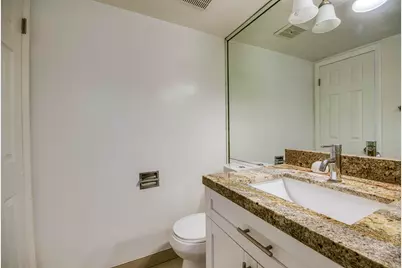 20400 W Country Club Drive #809, Aventura, FL 33180 - Photo 11