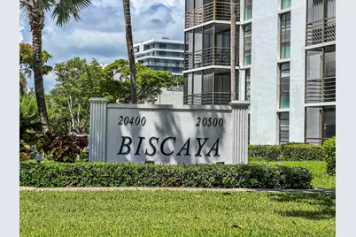 20400 W Country Club Drive #809, Aventura, FL 33180 - Photo 17