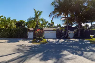 2000 NE 18th Street #EAST UNIT, Fort Lauderdale, FL 33305 - Photo 1