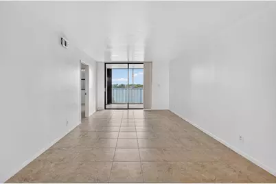 117 Lake Emerald Drive #408, Oakland Park, FL 33309 - Photo 29