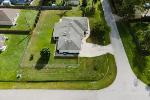 601 Antigua St NE, Palm Bay, FL 32907 - Photo 5