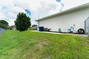 601 Antigua St NE, Palm Bay, FL 32907 - Photo 21