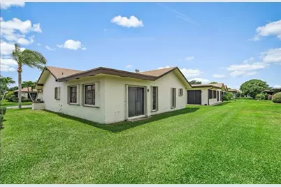 6089 Glentree Lane, Greenacres, FL 33463 - Photo 15