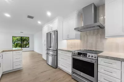 111 Fairview W, Tequesta, FL 33469 - Photo 7