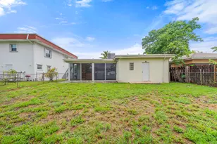 117 SW 4 Ave, Hallandale Beach, FL 33009 - Photo 23