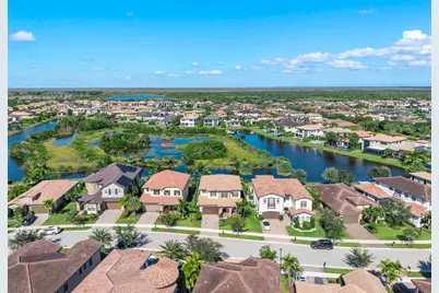 11425 Watercrest Circle E, Parkland, FL 33076 - Photo 3