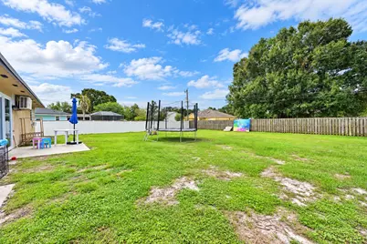 420 SW Parish Terrace, Port Saint Lucie, FL 34984 - Photo 17