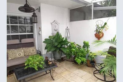5906 NW 93rd Terrace, Tamarac, FL 33321 - Photo 7