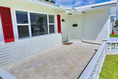1015 SW 16th Street, Boynton Beach, FL 33426 - Photo 5