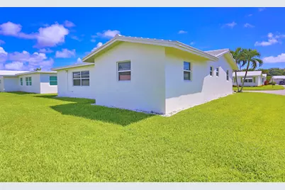 1015 SW 16th Street, Boynton Beach, FL 33426 - Photo 33