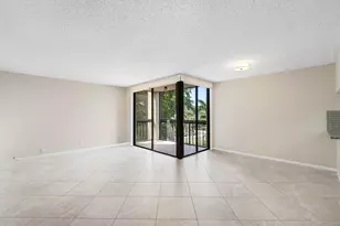 2455 Lindell Blvd, Delray Beach, FL 33444 - Photo 3