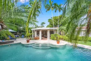 1612 E Lake Dr, Fort Lauderdale, FL 33316 - Photo 3