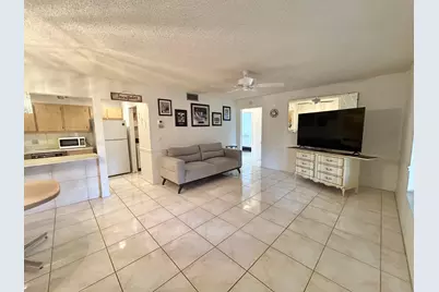 435 Pine Glen Lane #B-2, Greenacres, FL 33463 - Photo 7