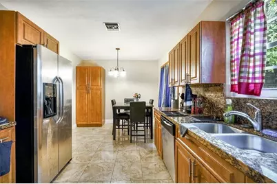 617 Lakeside Harbor, Boynton Beach, FL 33435 - Photo 5