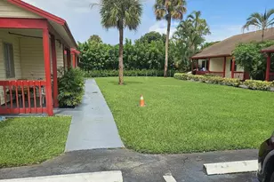 1305 Rosewood Villa Ln, West Palm Beach, FL 33417 - Photo 3