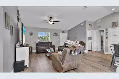 3957 SW Savona Boulevard, Port Saint Lucie, FL 34953 - Photo 11