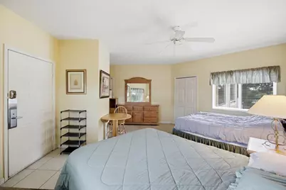 8340 Mulligan Circle #B, Port Saint Lucie, FL 34986 - Photo 5